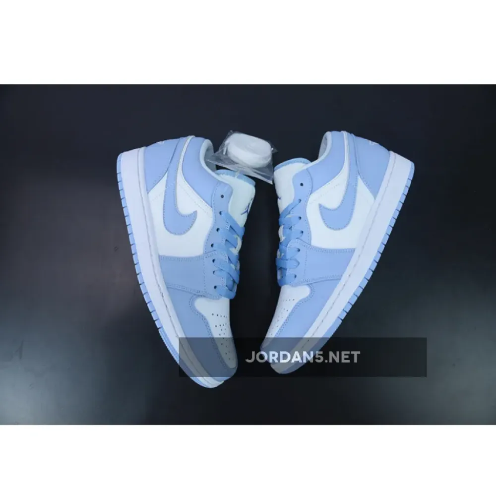 Air Jordan 1 Low “Aluminum”  DC0774-141