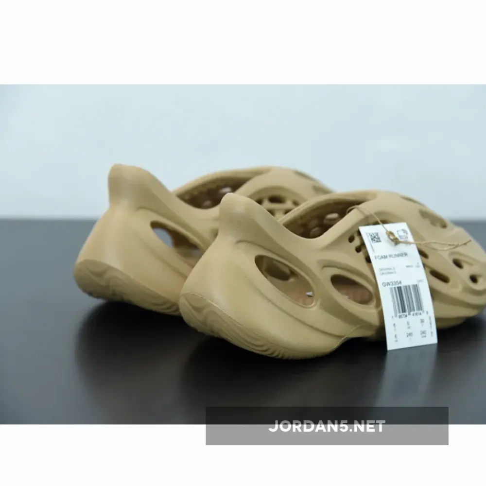 adidas Yeezy Foam Runner “Ochre”  GW3354