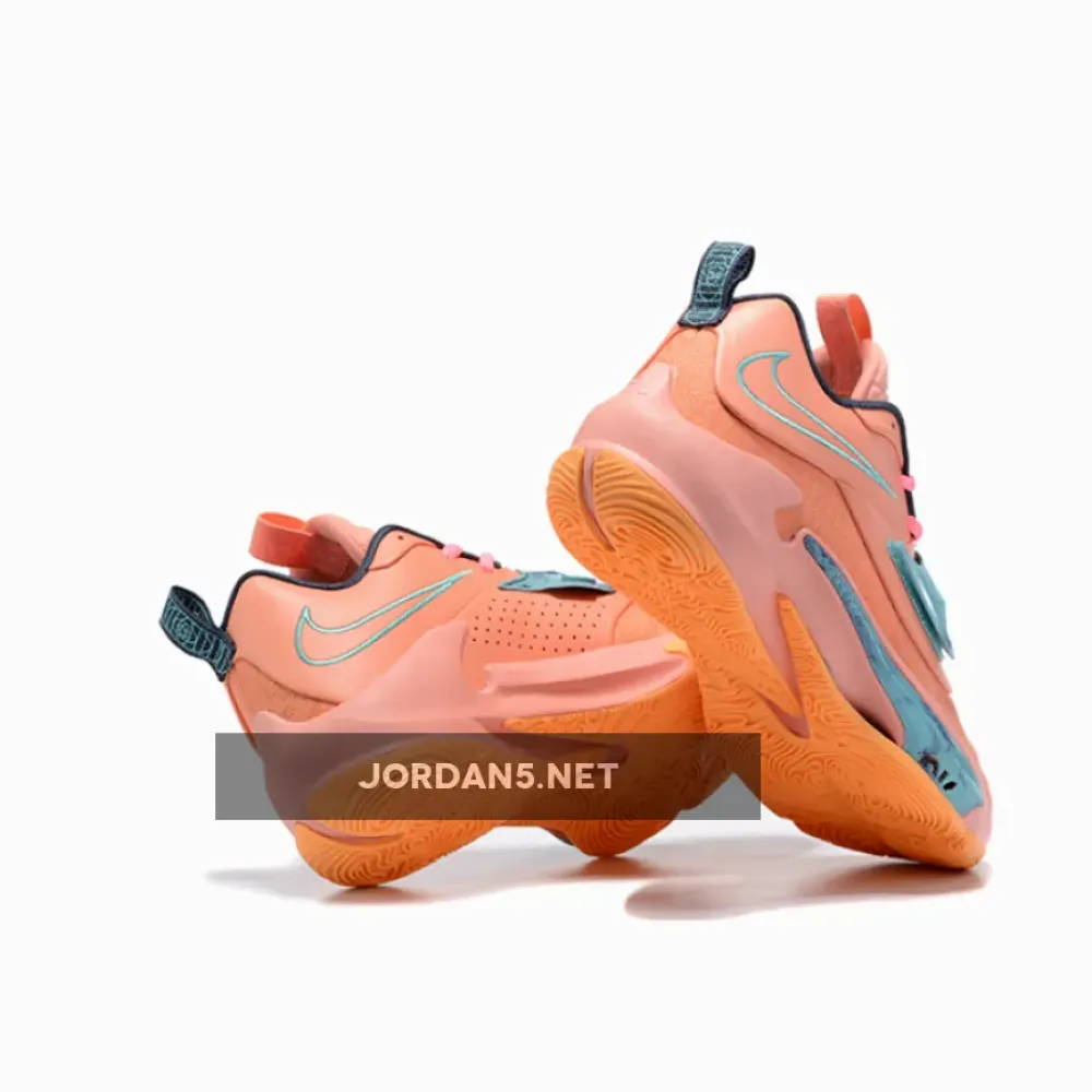 Nike Zoom Freak 3 “Orange Freak”  DA0694-600