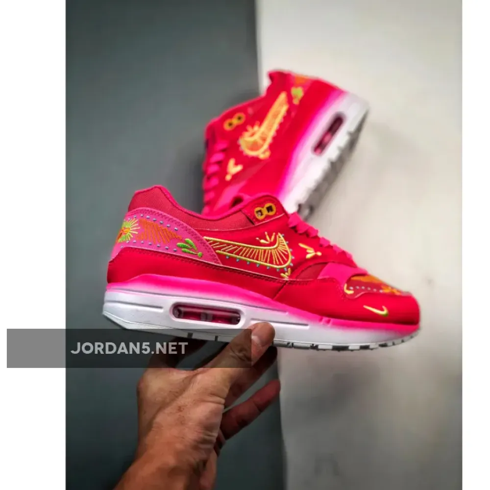 Nike Air Max 1 PRM Familia “Dia De Los Muertos” Hyper Pink/Sail FQ8172-645