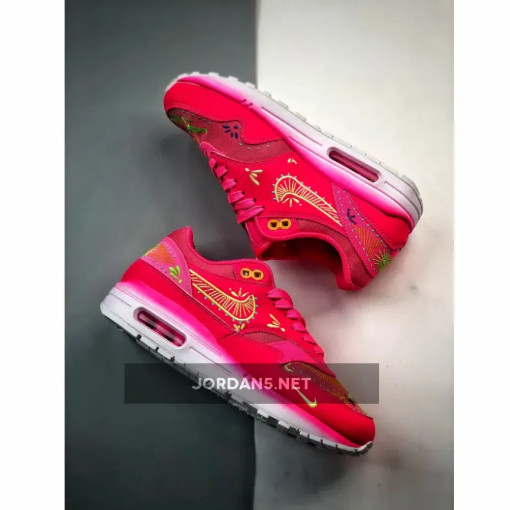 Nike Air Max 1 PRM Familia “Dia De Los Muertos” Hyper Pink/Sail FQ8172-645