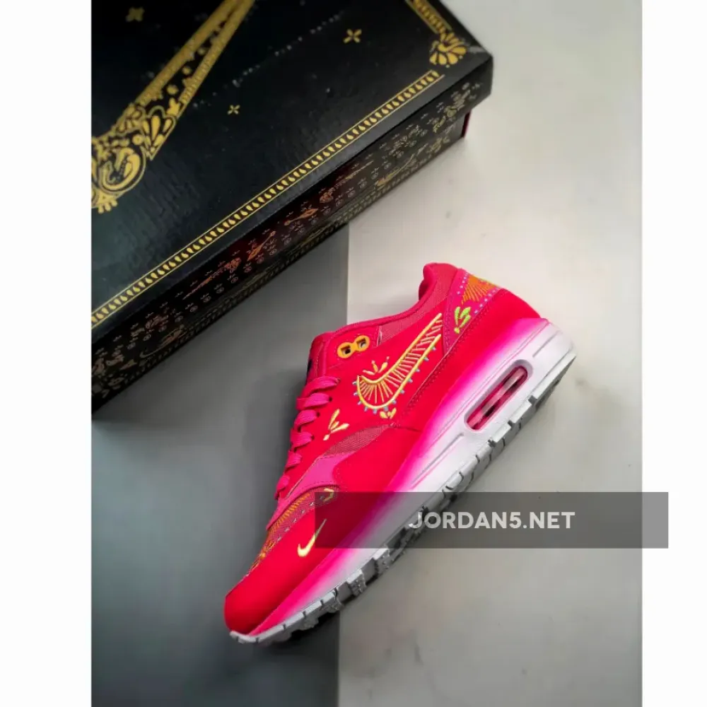 Nike Air Max 1 PRM Familia “Dia De Los Muertos” Hyper Pink/Sail FQ8172-645