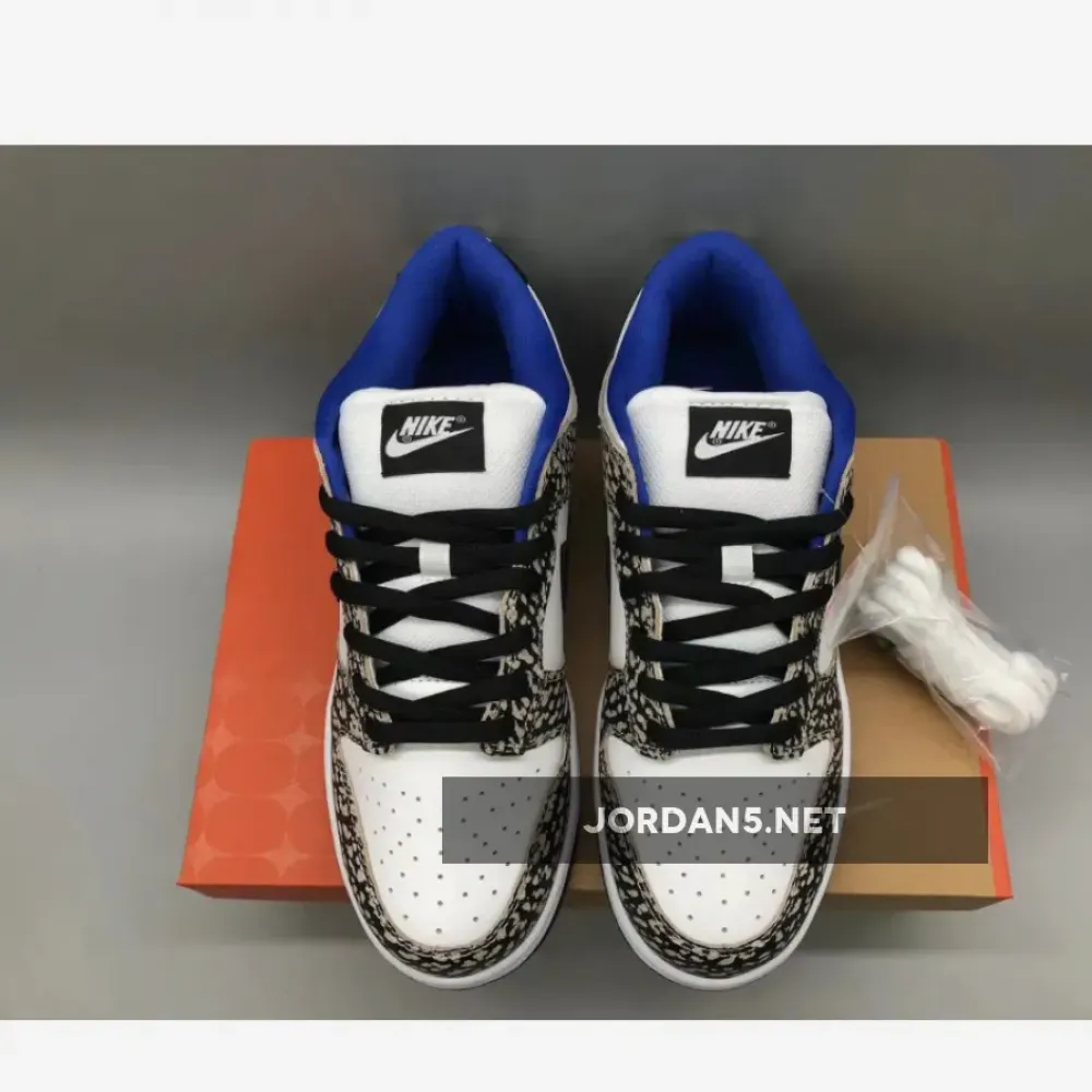 Supreme x Nike SB Dunk Low Pro ‘White Cement’ 304292-001