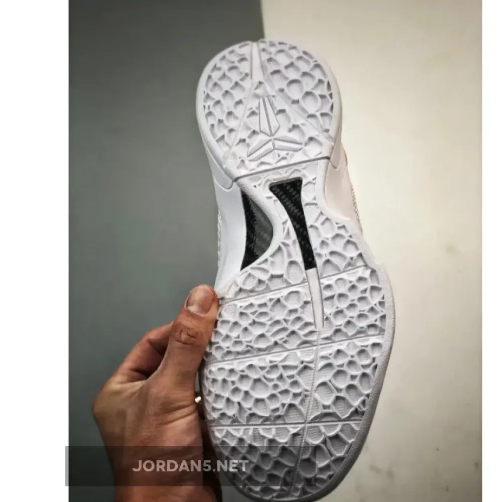 Nike Kobe 6 Protro “BHM” White/Metallic Gold