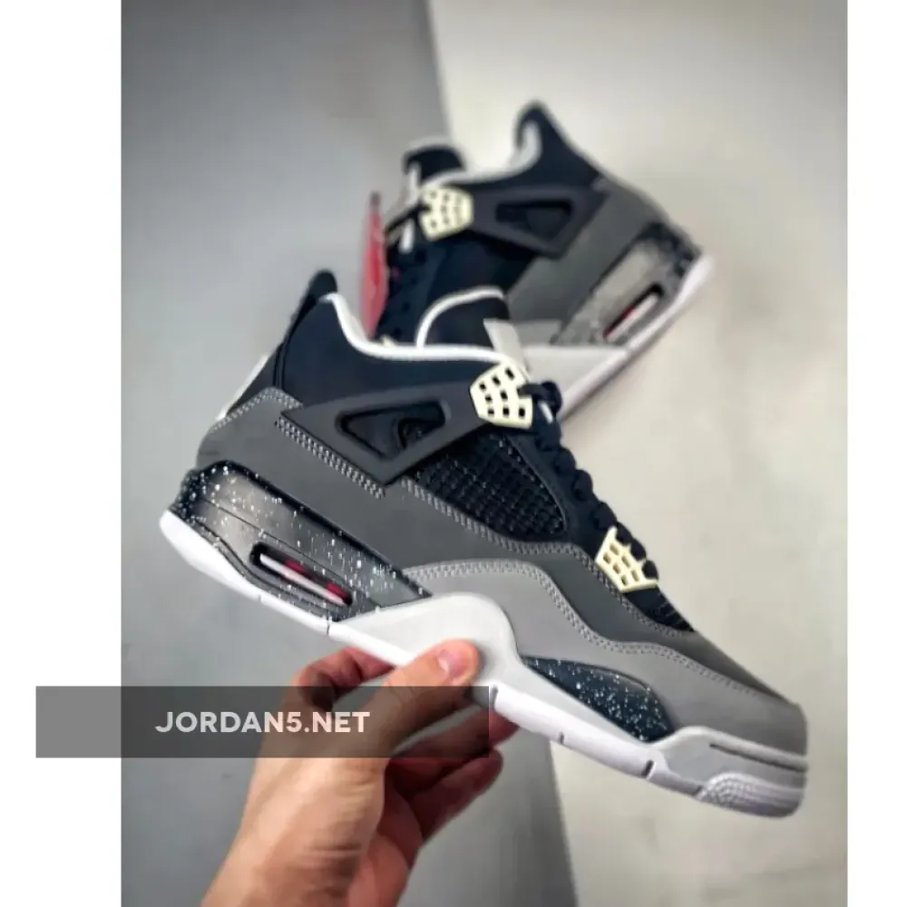 Air Jordan 4 Retro ‘Fear’ Black/White-Cool Grey  626969-030