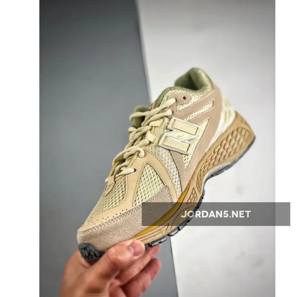 Auralee x New Balance 1906R ‘Bone White’  M1906RAU