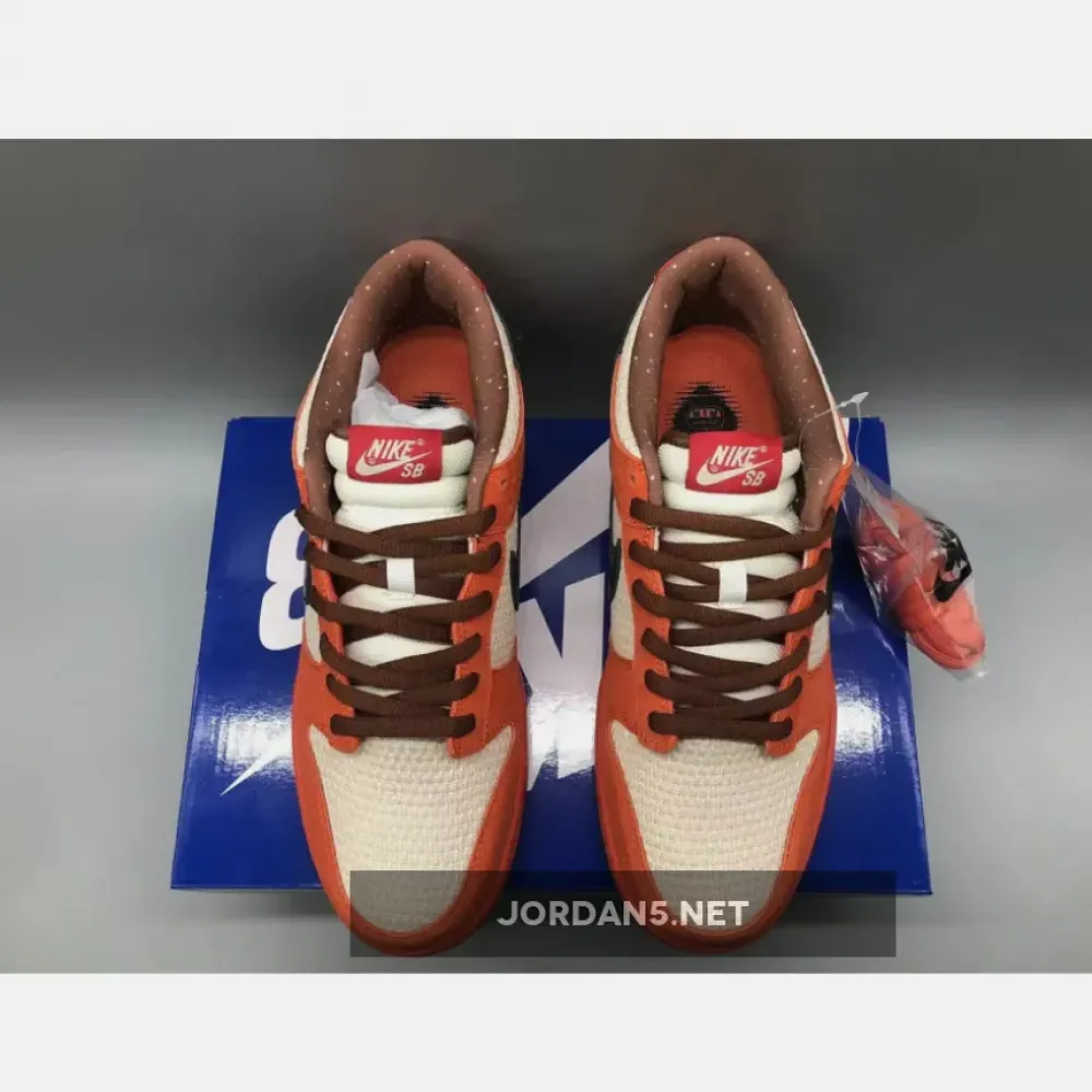 Nike SB Dunk Low Orange Hemp/Black-Sail 313170-101