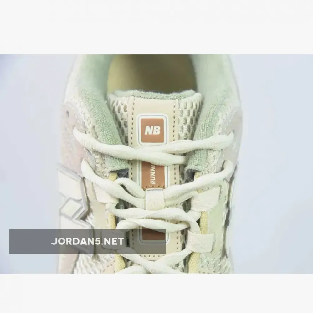 Auralee x New Balance 1906R Bone White M1906RAU