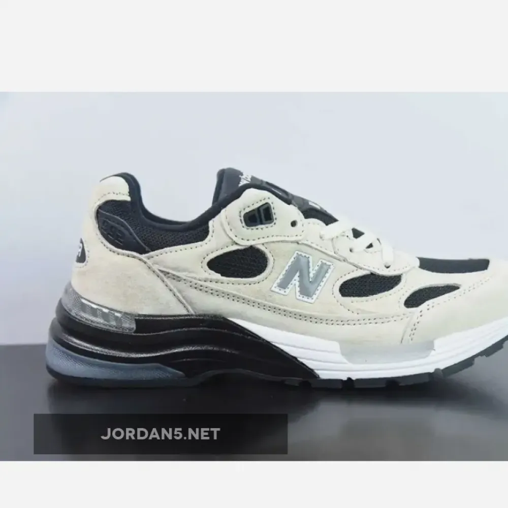 Studio FY7 x New Balance 992 M992FY7