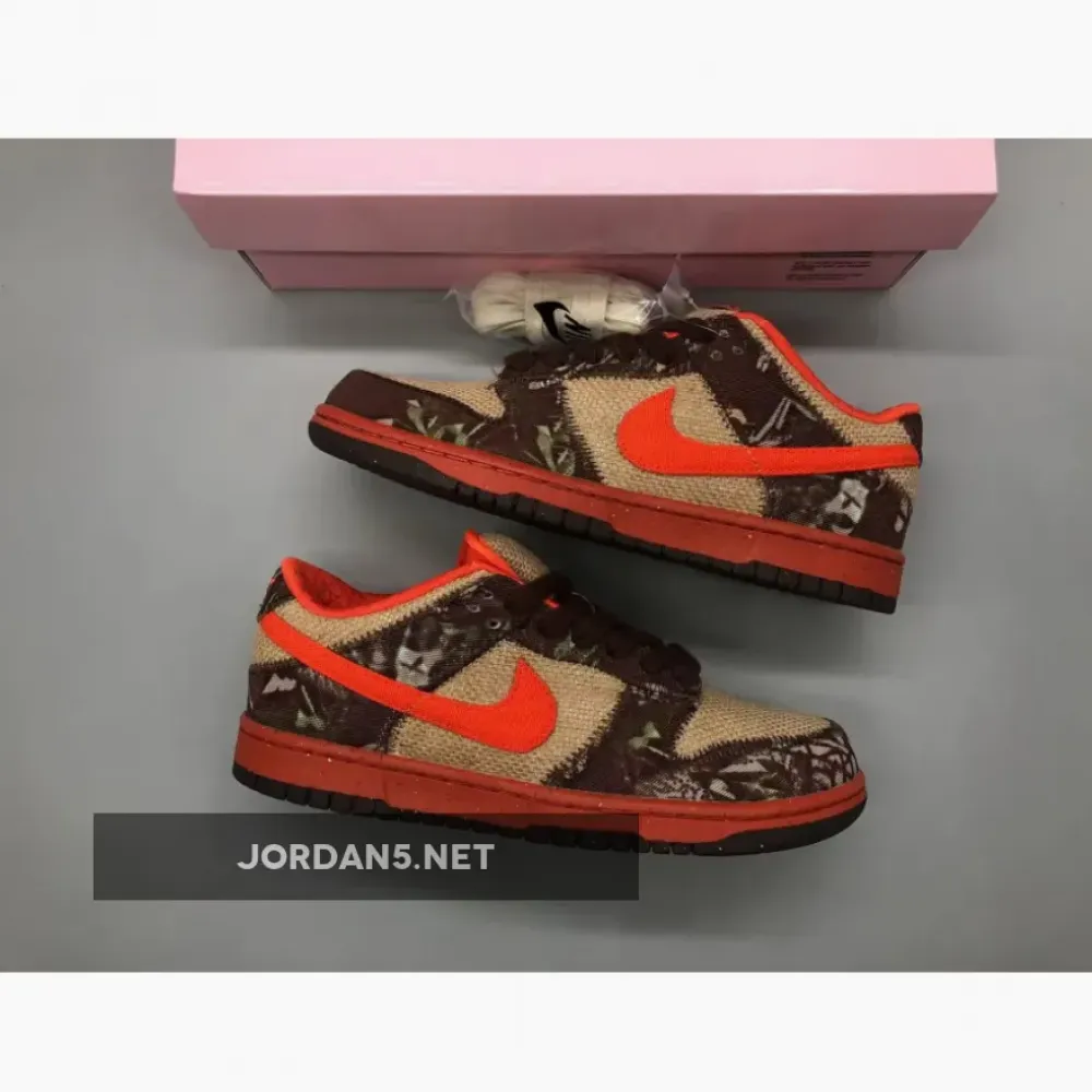 Nike SB Dunk Low “Hunter Reese Forbes” 304292-281