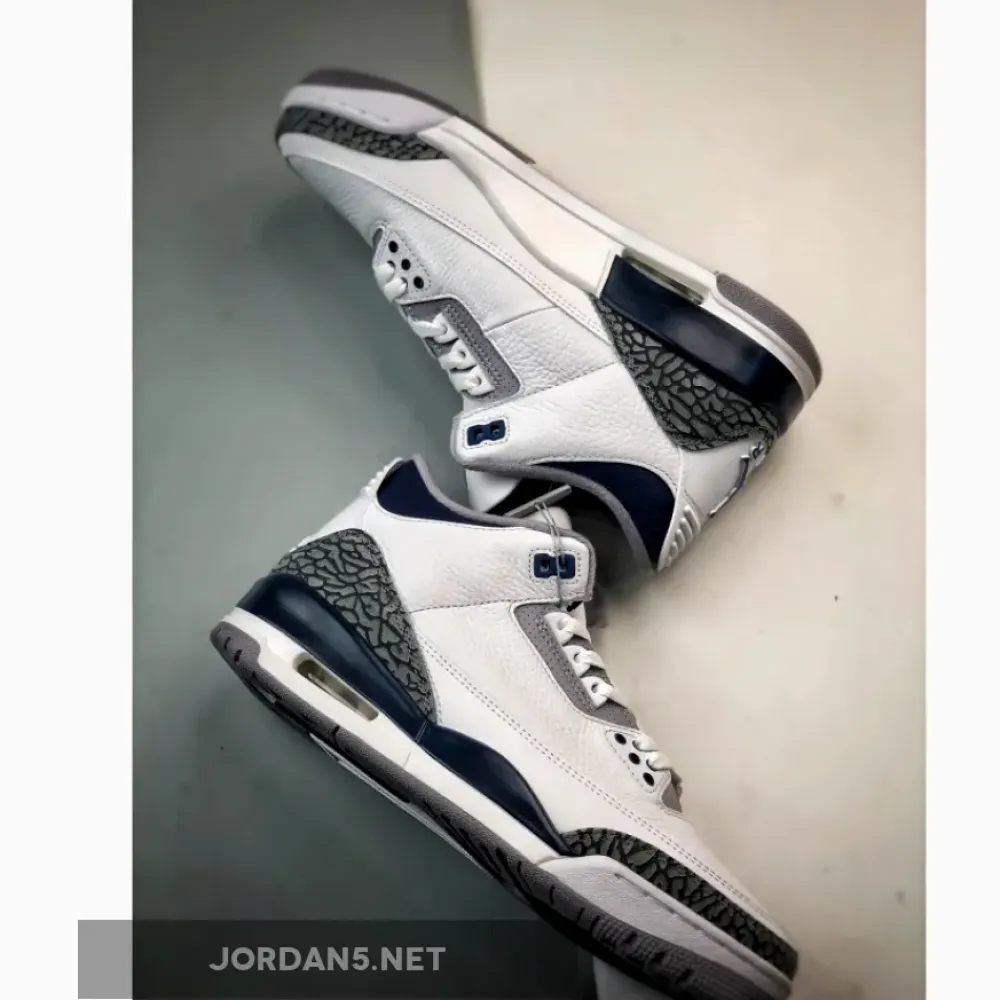 Air Jordan 3 “Midnight Navy”  CT8532-140