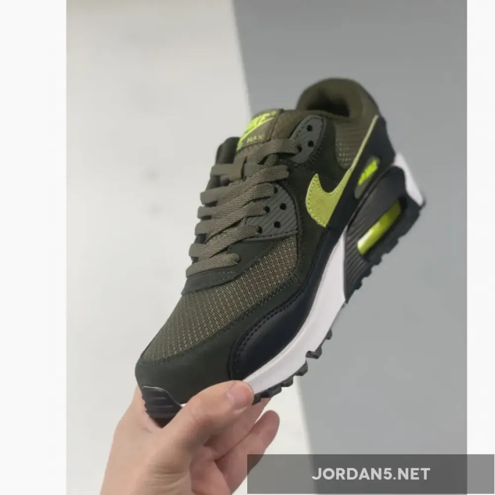 Nike Air Max 90 Sequoia Medium Olive  DQ4071-200