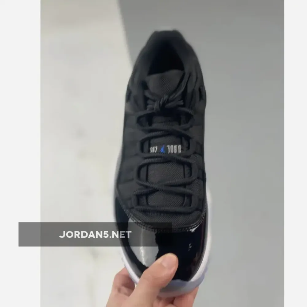 Air Jordan 11 Retro Low “Space Jam”  FV5104-004