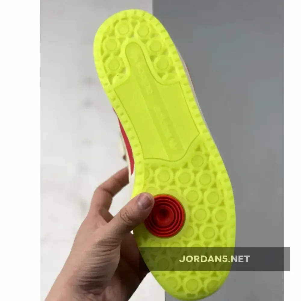 The Grinch x adidas Forum Low Cream White/Solar Slime  ID3512