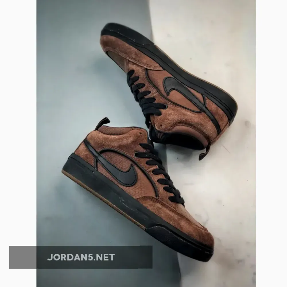 Nike SB React Leo “Cacao Wow Black”  DX4361-200