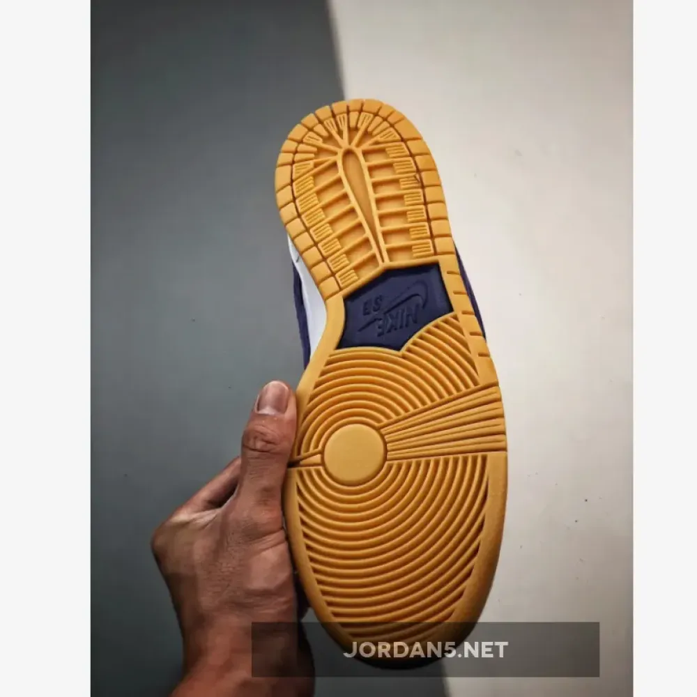 Nike SB Dunk Low ‘Purple Suede’ Court Purple White  DV5464-500