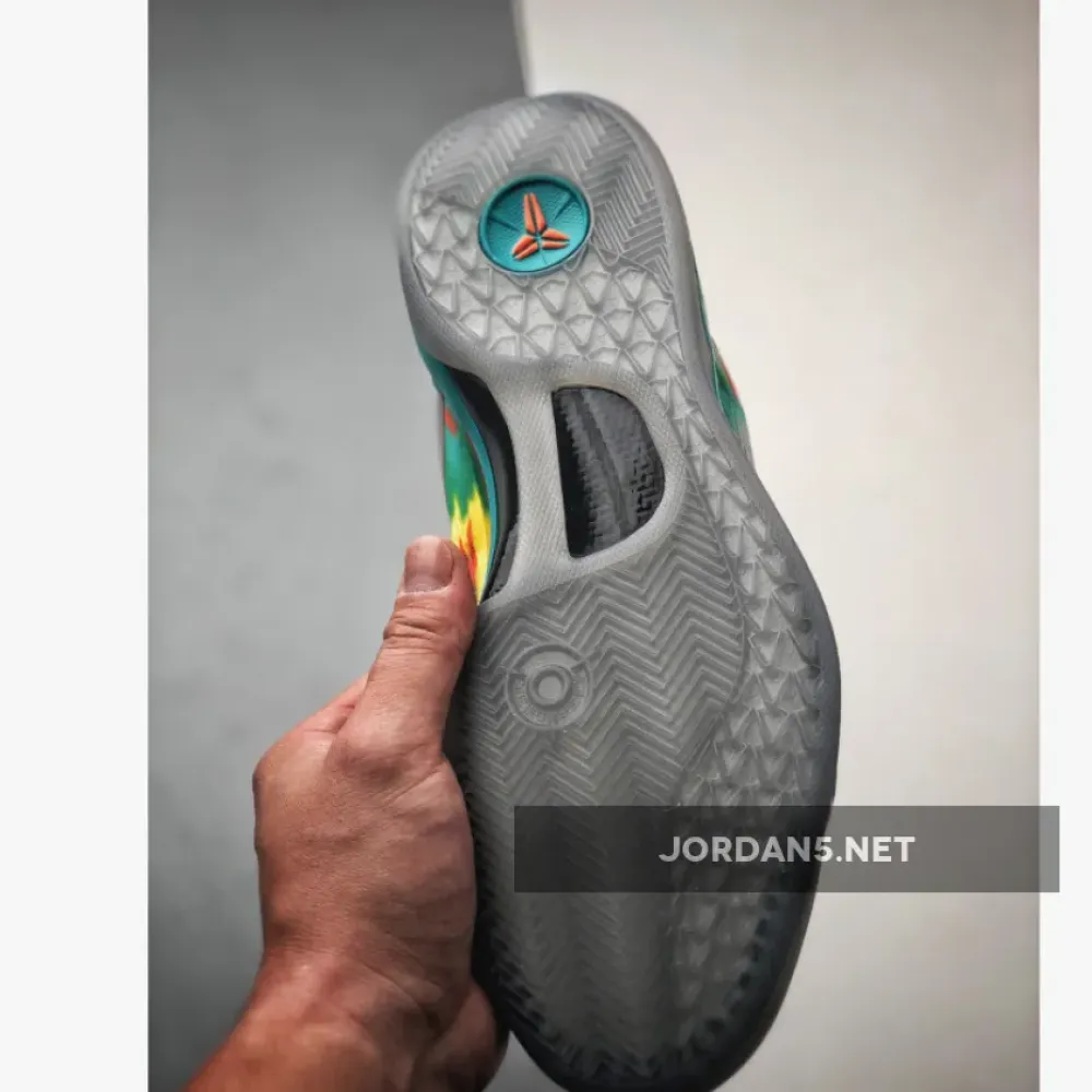 Nike Kobe 8 Protro ‘Venice Beach’ Grey Tour Yellow  FQ3548-001