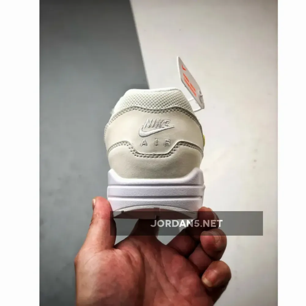 Nike Air Max 1 Rainbow Swoosh  FN4782-100