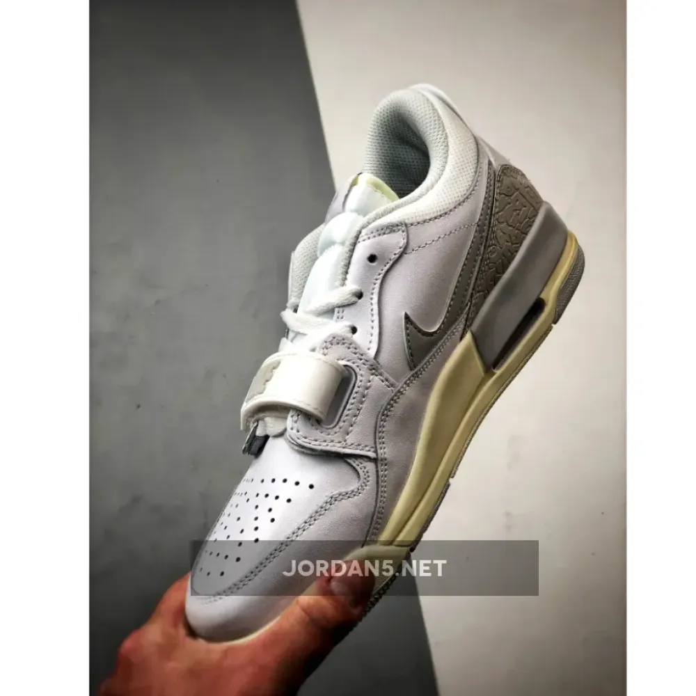 Jordan Legacy 312 Low “Love” White  HJ3483-101