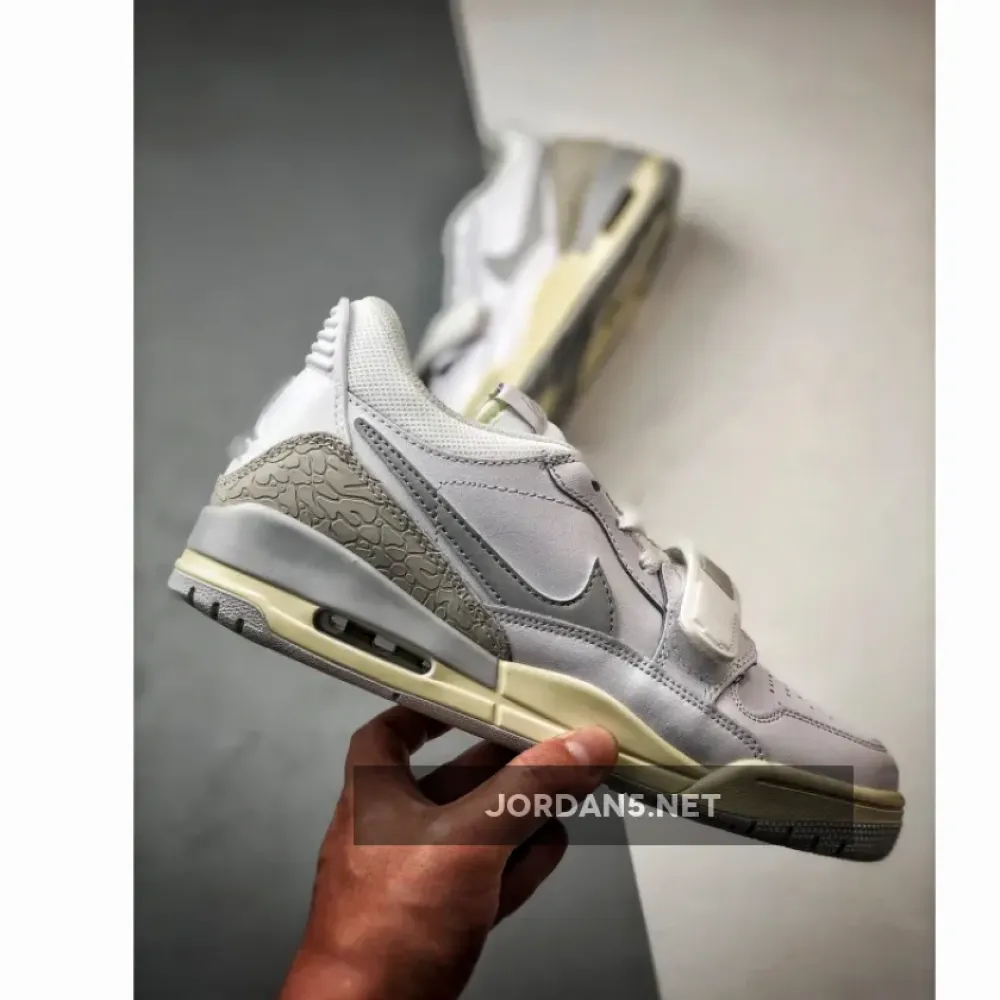 Jordan Legacy 312 Low “Love” White  HJ3483-101