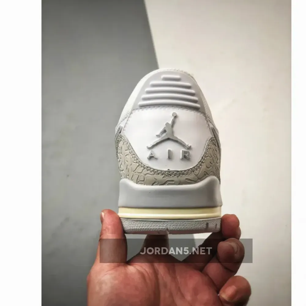 Jordan Legacy 312 Low “Love” White  HJ3483-101
