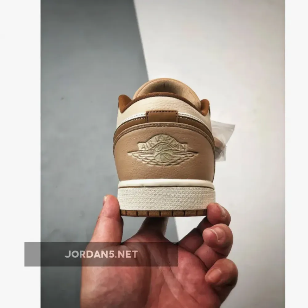 Air Jordan 1 Low Premium “Tan/Brown”  HF5753-221
