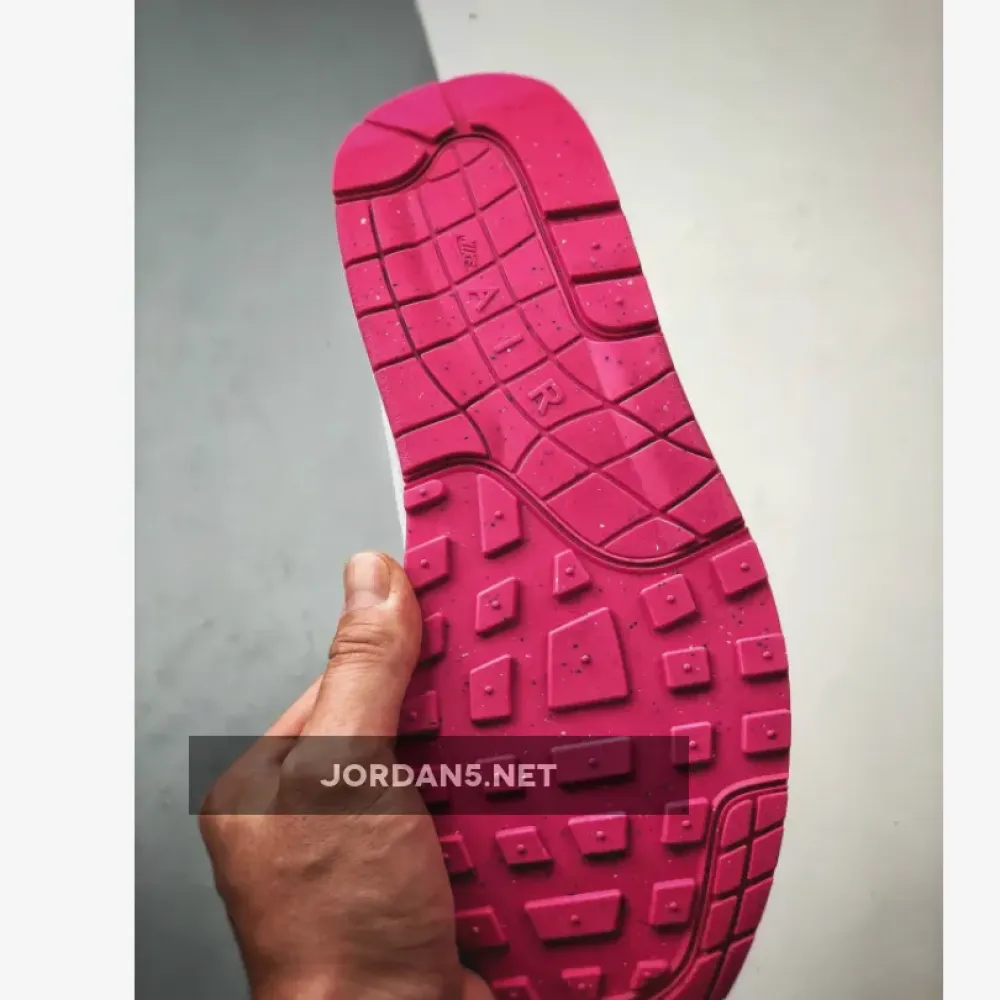 Nike Air Max 1 “Grand Piano”  HJ3966-110