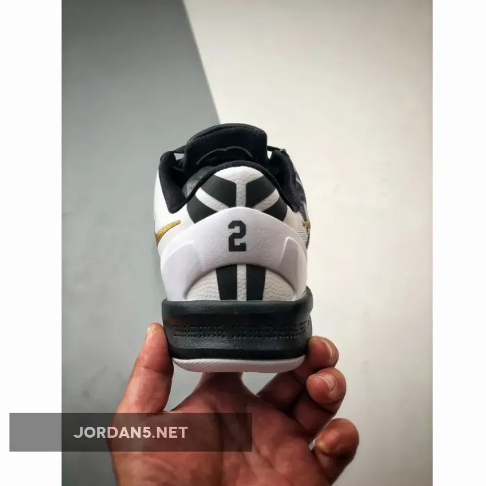 Nike Kobe 8 Protro “Mambacita” White/Metallic Gold-Black  FV6325-100