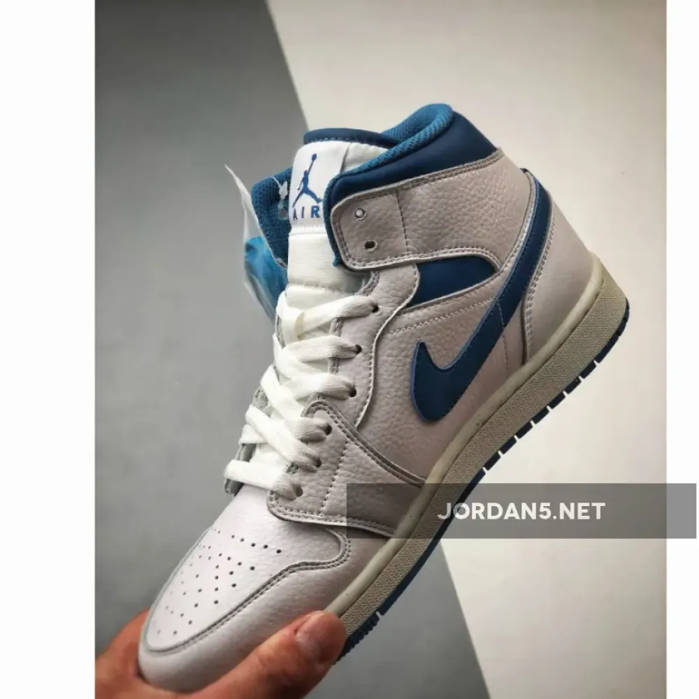 Air Jordan 1 Mid “Industrial Blue”  FN5215-141