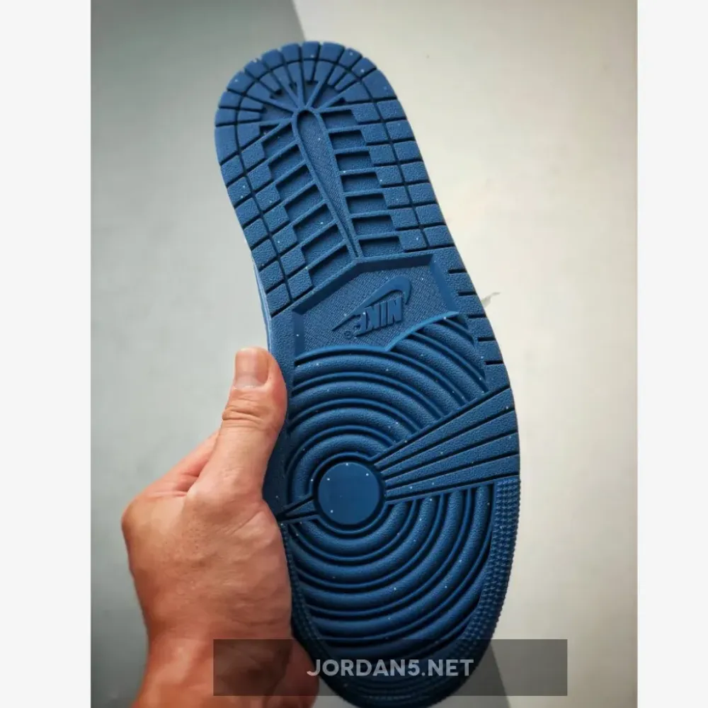 Air Jordan 1 Mid “Industrial Blue”  FN5215-141