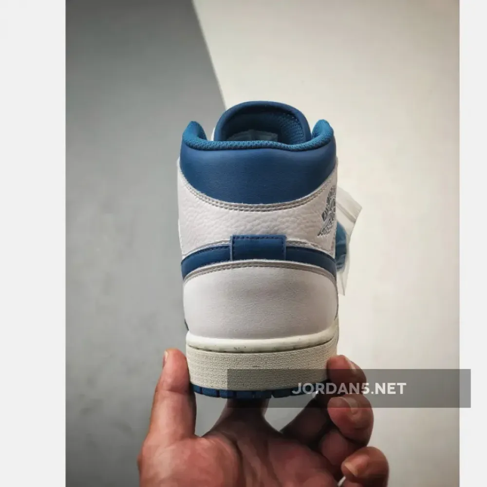 Air Jordan 1 Mid “Industrial Blue”  FN5215-141