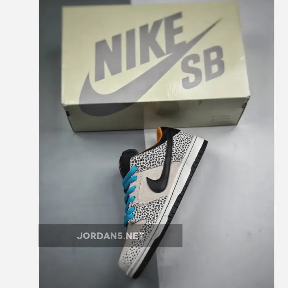 Nike SB Dunk Low “Safari”  FZ1233-002