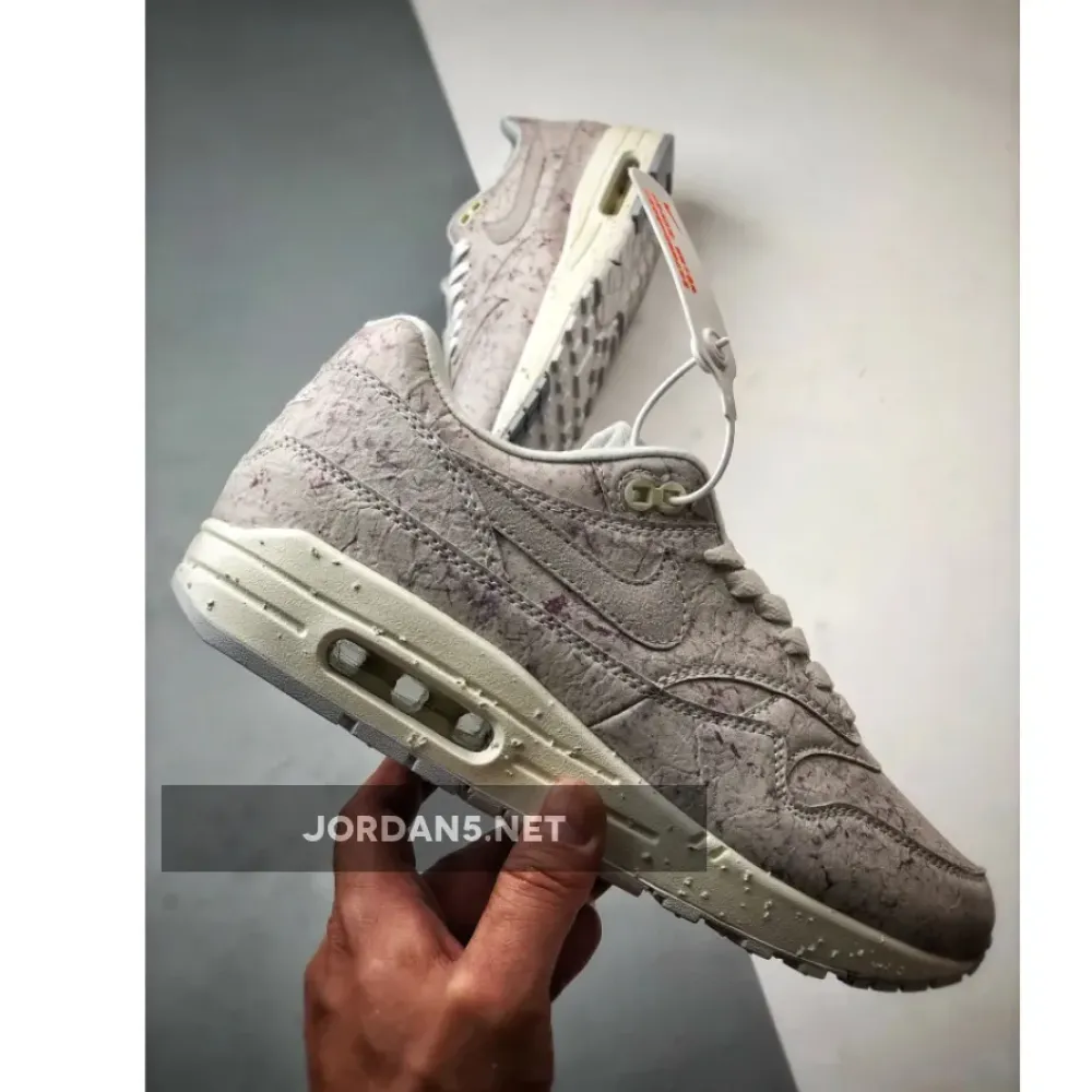 Nike Air Max 1 ’86 “Museum Masterpiece”  FZ2149-100