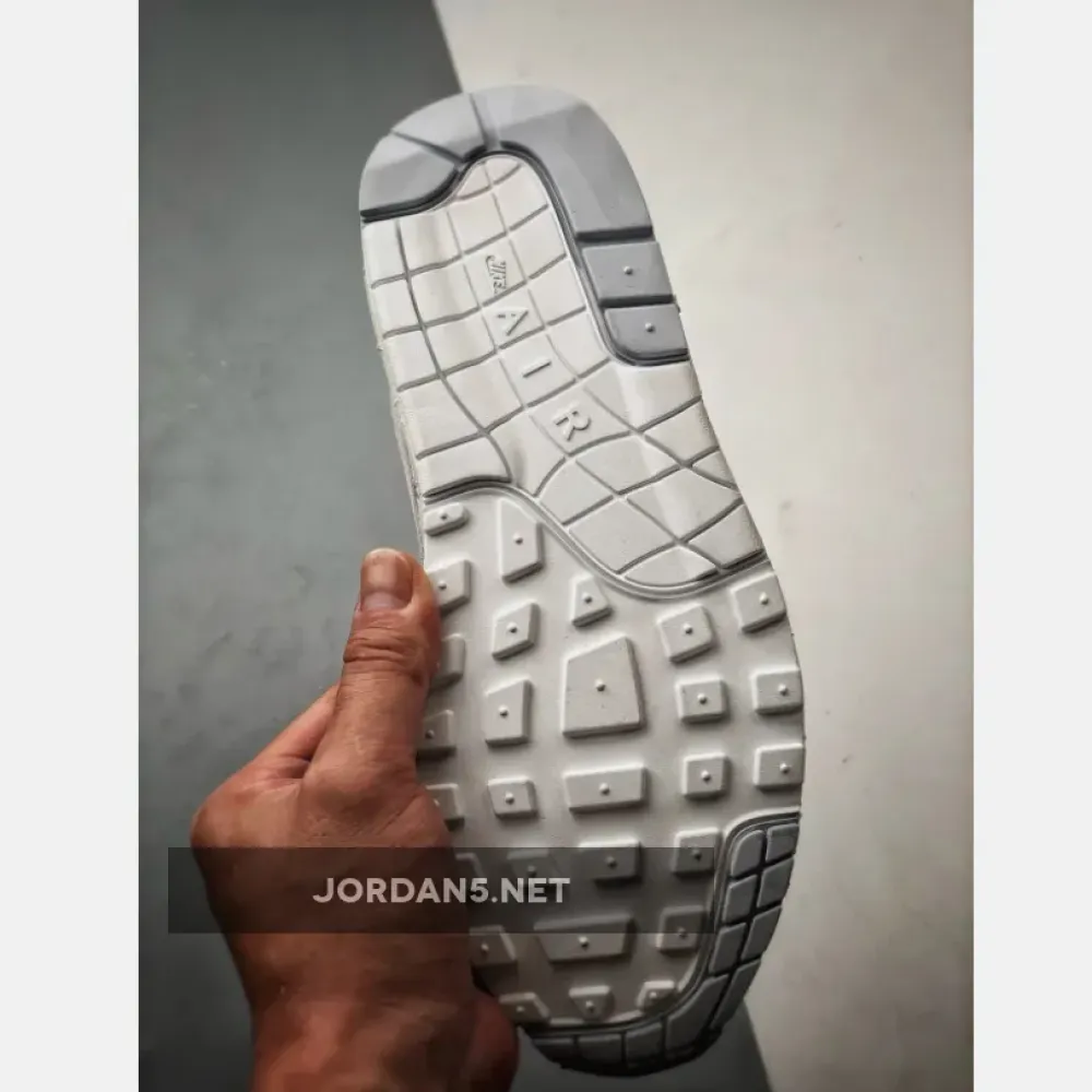 Nike Air Max 1 ’86 “Museum Masterpiece”  FZ2149-100